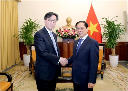 Tiếp tục mở rộng quan hệ hợp tác Việt Nam - Hàn Quốc